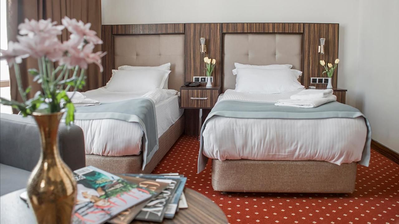 Отель Legend Business Hotel Batumi Батуми