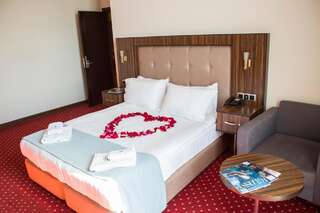 Отель Legend Business Hotel Batumi Батуми Двухместный номер с 1 кроватью с видом на море-8